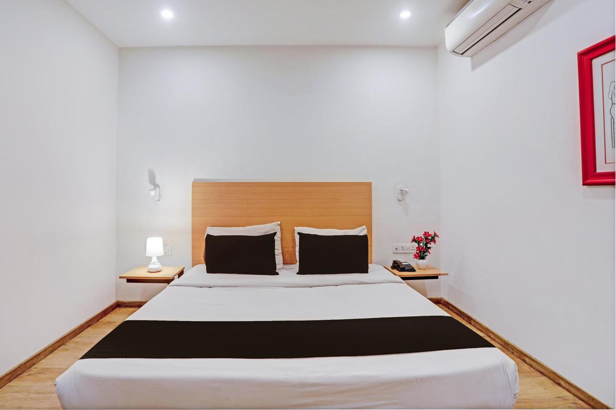 Townhouse Near Secunderabad Railway Station, Yashoda Hospital, Patny Centre Eksteriør billede
