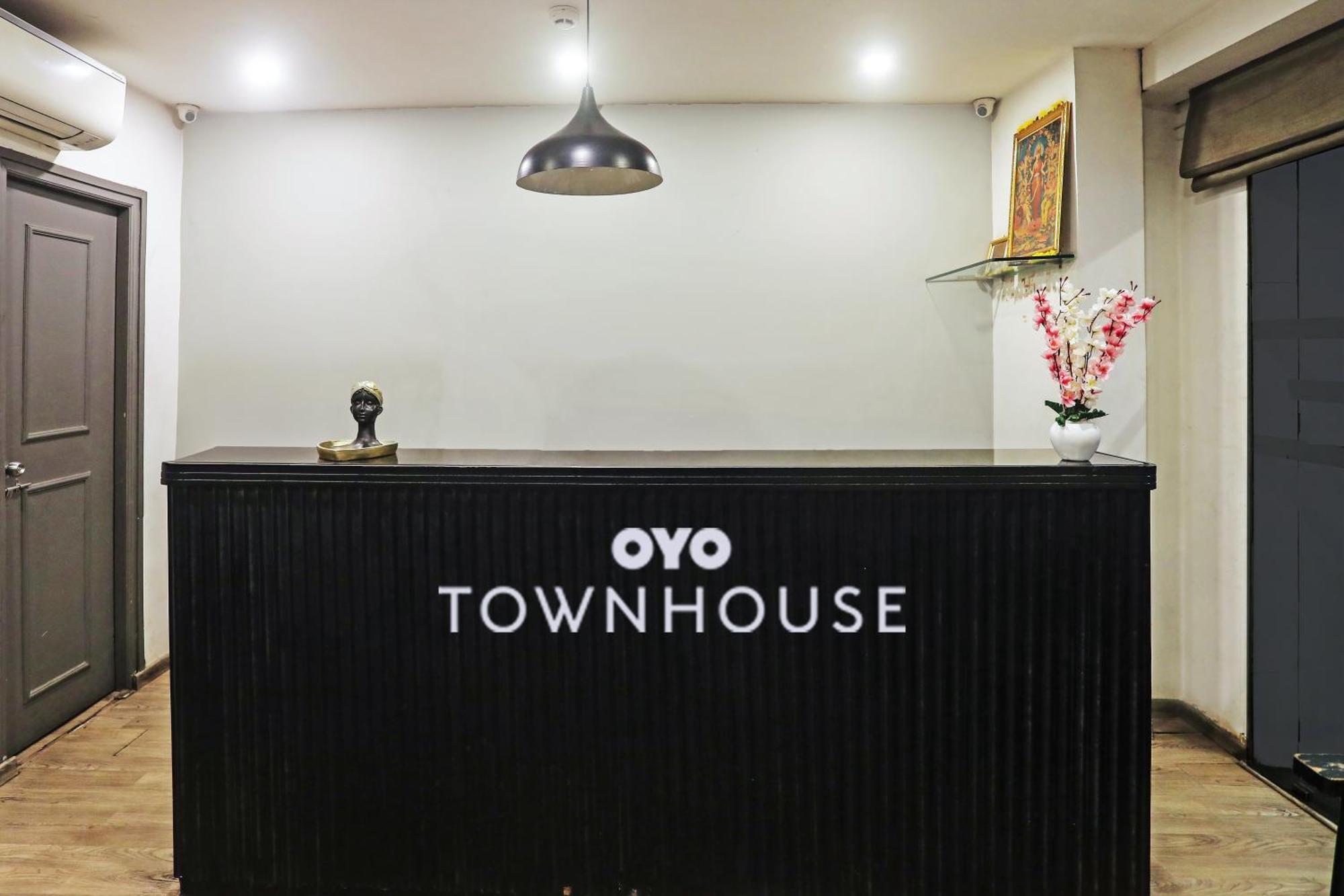 Townhouse Near Secunderabad Railway Station, Yashoda Hospital, Patny Centre Eksteriør billede